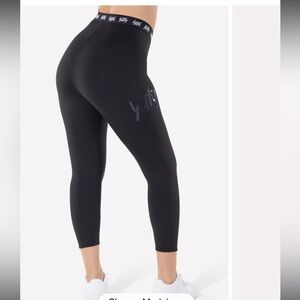 Yitty Shape Wear Black High-Waisted Logo Leggings